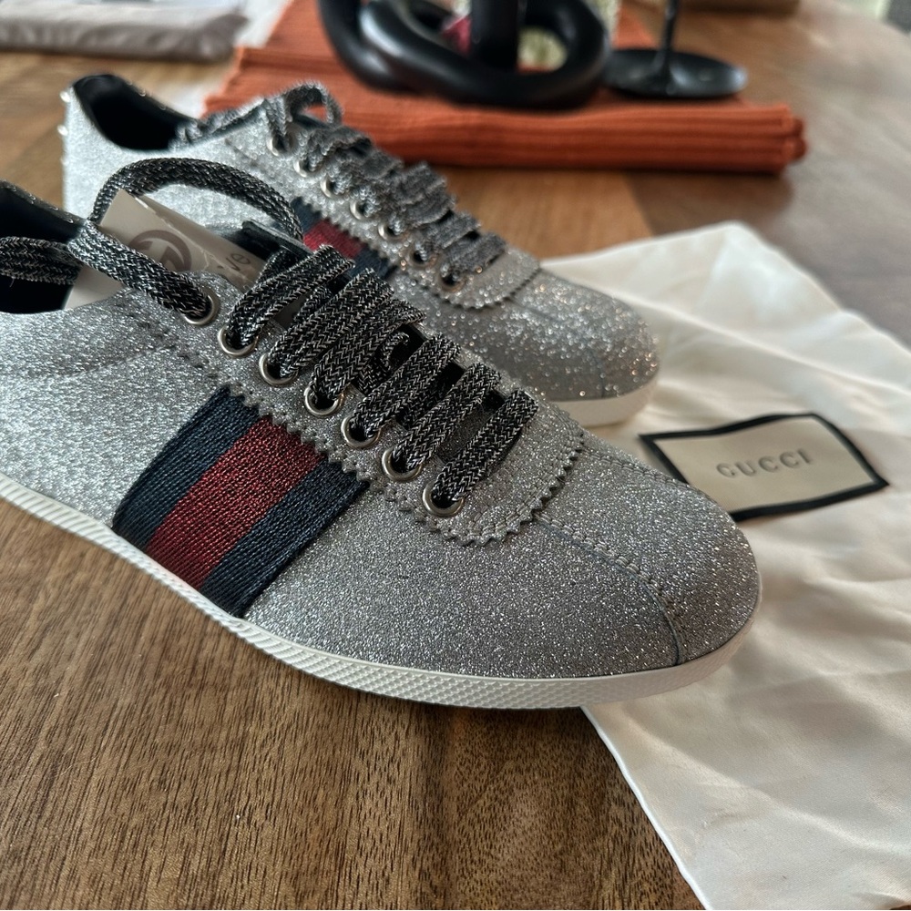 Never warn Gucci sneakers